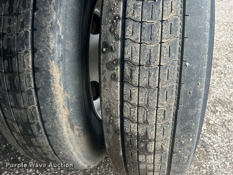 image for item EG1590 2013 Great Dane CSF-1214-20053 dry van trailer