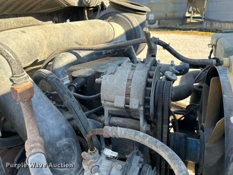 image for item EH6507 1997 Ford LA9000 semi truck