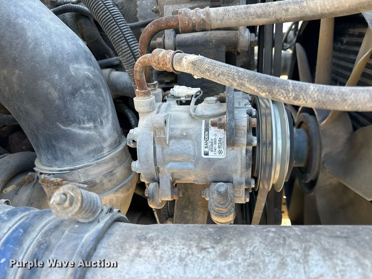 image for item EH6507 1997 Ford LA9000 semi truck