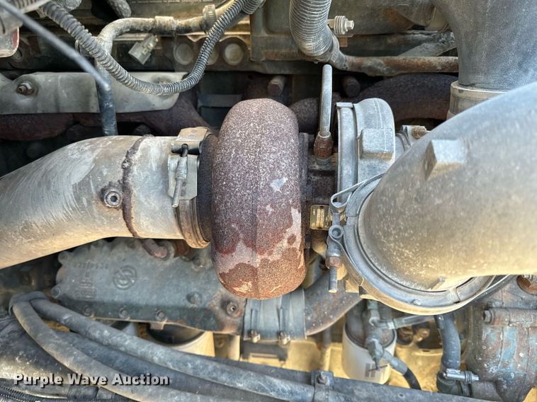 image for item EH6507 1997 Ford LA9000 semi truck