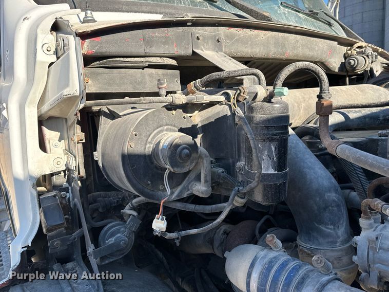 image for item EH6507 1997 Ford LA9000 semi truck