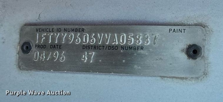 image for item EH6507 1997 Ford LA9000 semi truck