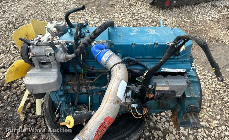 image for item EH6766 International  DT466 engine