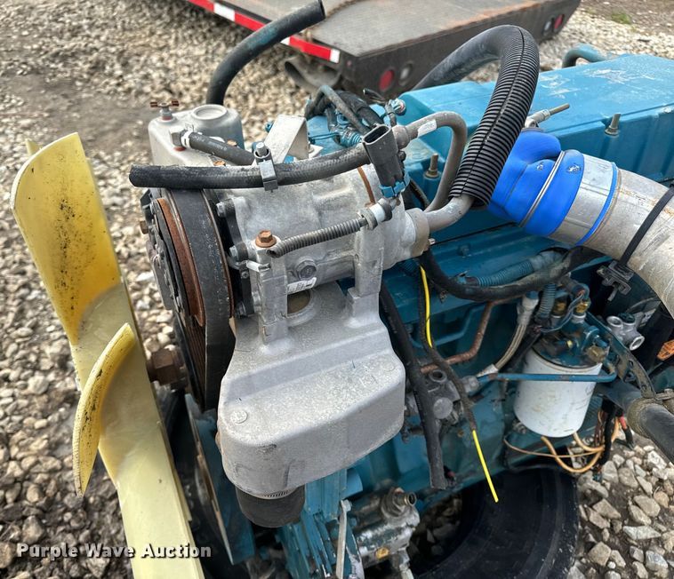 image for item EH6766 International  DT466 engine