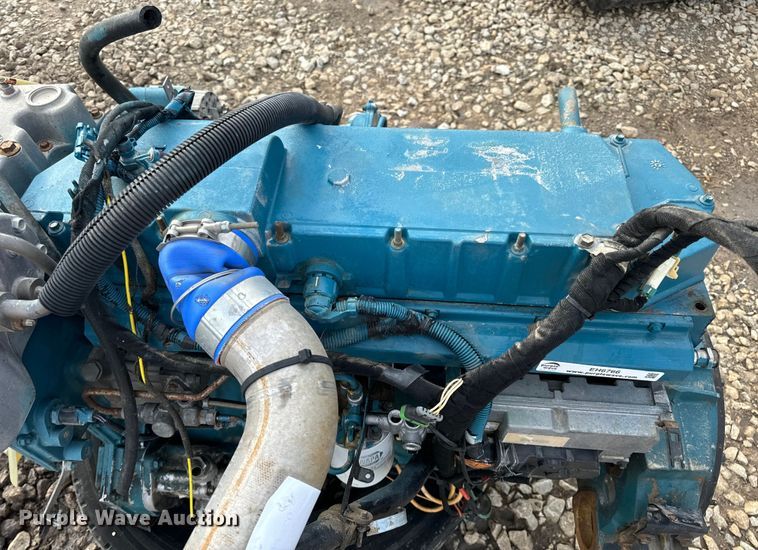 image for item EH6766 International  DT466 engine