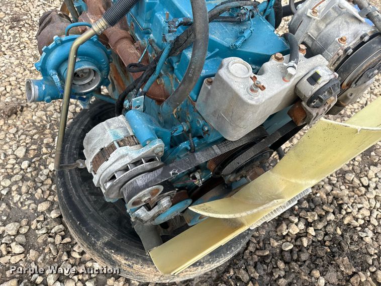 image for item EH6766 International  DT466 engine