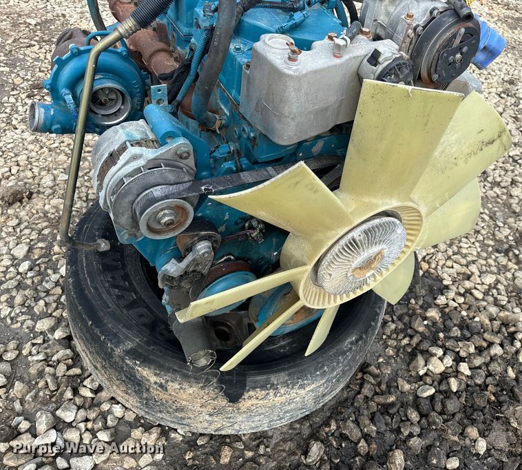 image for item EH6766 International  DT466 engine