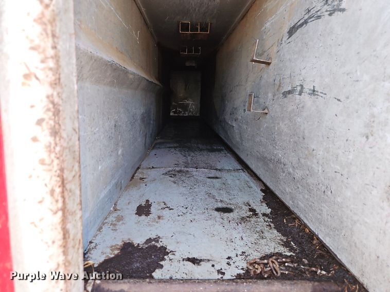 image for item EI3819 2006 Chevrolet C6500 chipper truck