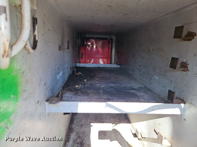 image for item EI3820 2006 Chevrolet C6500 chipper truck