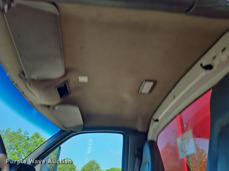 image for item EI3820 2006 Chevrolet C6500 chipper truck