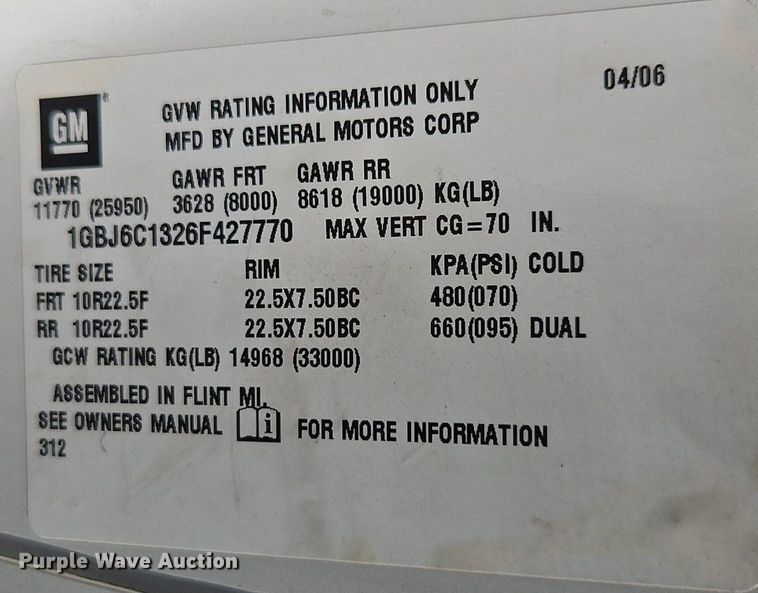 image for item EI3820 2006 Chevrolet C6500 chipper truck