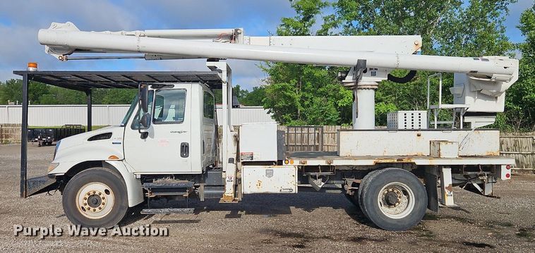 image for item EI3821 2008 International 4300 ProStar forestry bucket truck