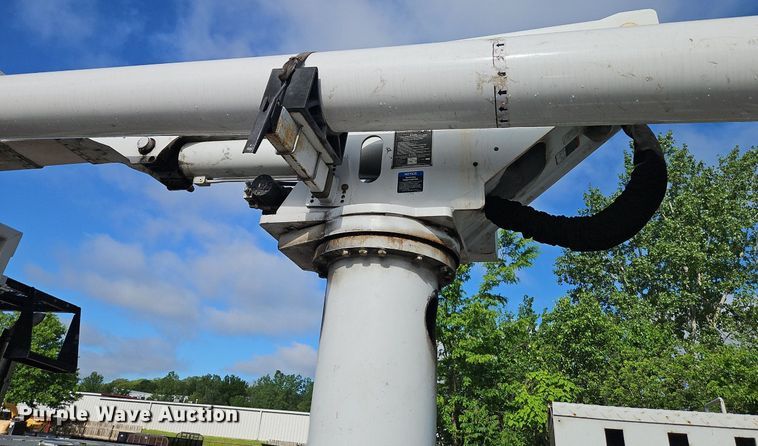 image for item EI3821 2008 International 4300 ProStar forestry bucket truck