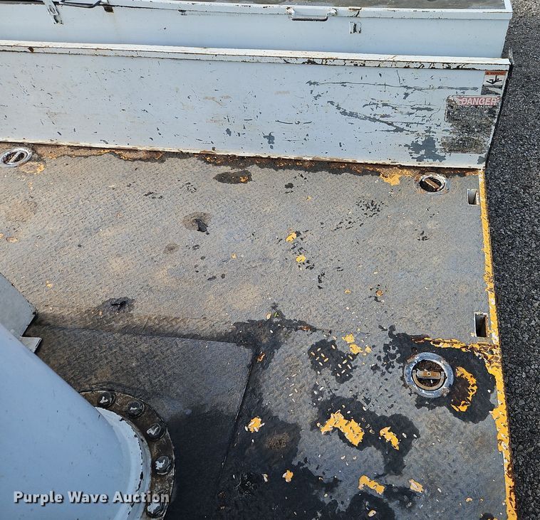 image for item EI3821 2008 International 4300 ProStar forestry bucket truck