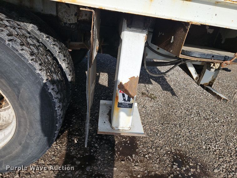 image for item EI3821 2008 International 4300 ProStar forestry bucket truck