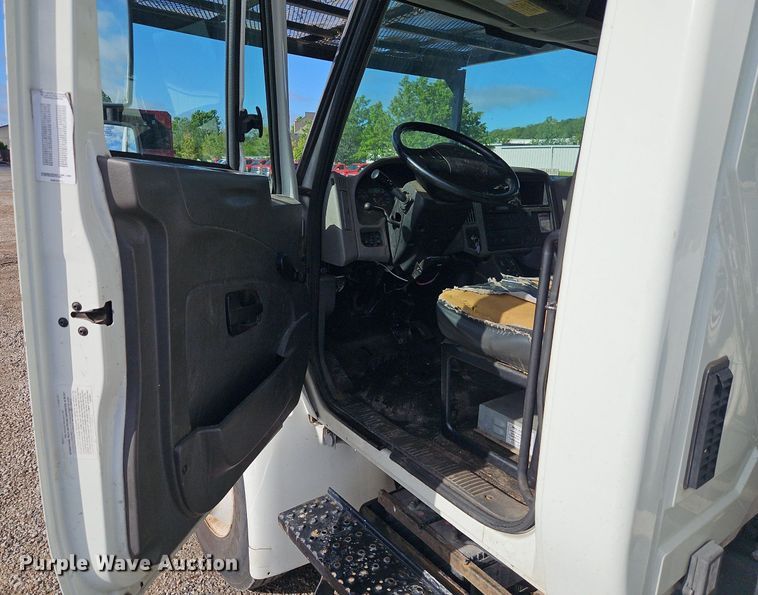 image for item EI3821 2008 International 4300 ProStar forestry bucket truck