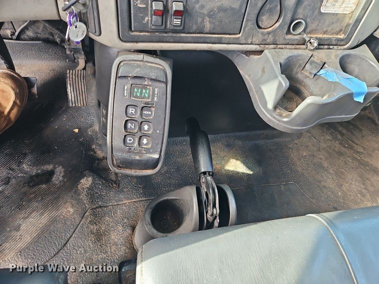 image for item EI3821 2008 International 4300 ProStar forestry bucket truck