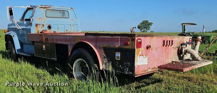image for item EI3852 1990 Chevrolet  C70 flatbed truck