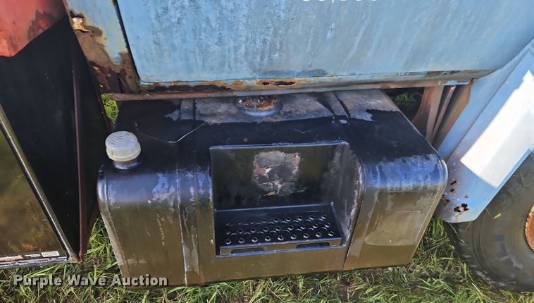 image for item EI3852 1990 Chevrolet  C70 flatbed truck