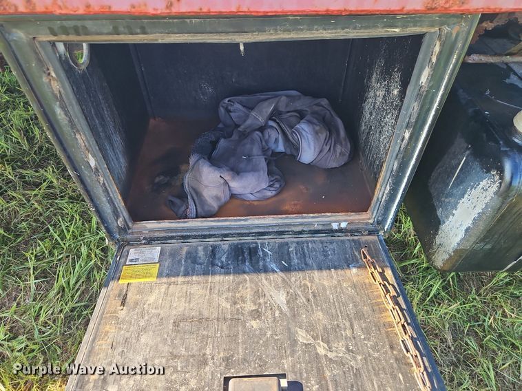 image for item EI3852 1990 Chevrolet  C70 flatbed truck