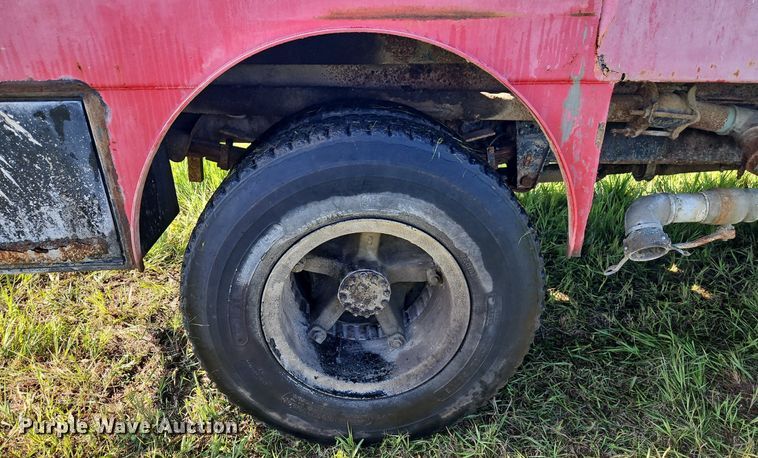 image for item EI3852 1990 Chevrolet  C70 flatbed truck