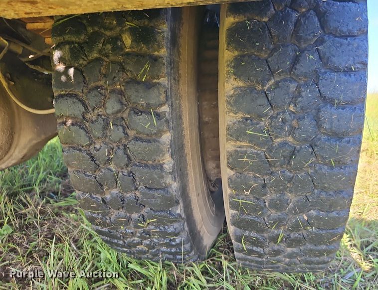 image for item EI3852 1990 Chevrolet  C70 flatbed truck