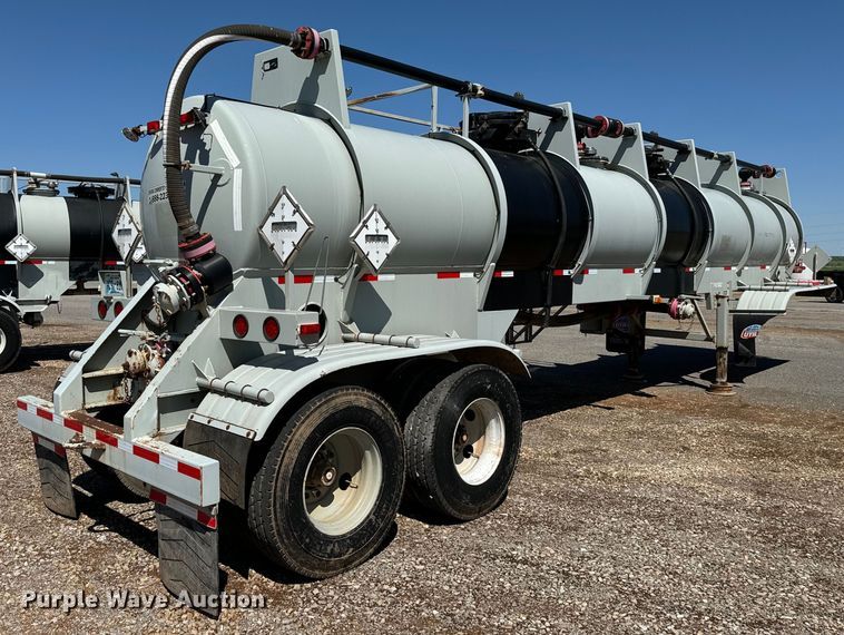 image for item EJ0545 2011 Worley vacuum trailer