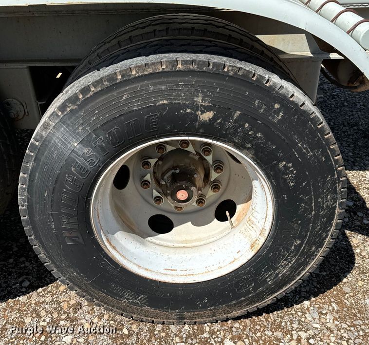 image for item EJ0545 2011 Worley vacuum trailer