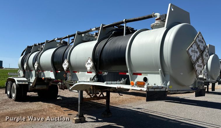 image for item EJ0546 2007 Worley tank trailer