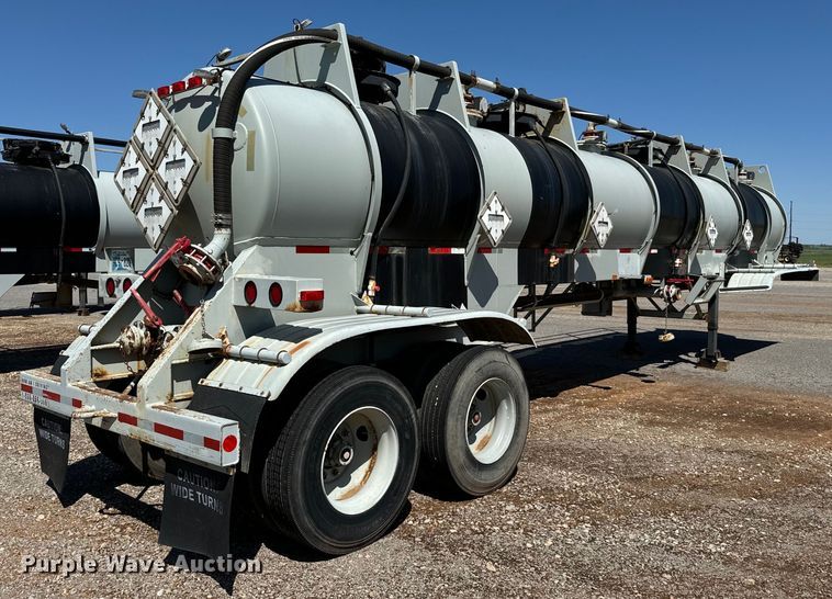 image for item EJ0546 2007 Worley tank trailer