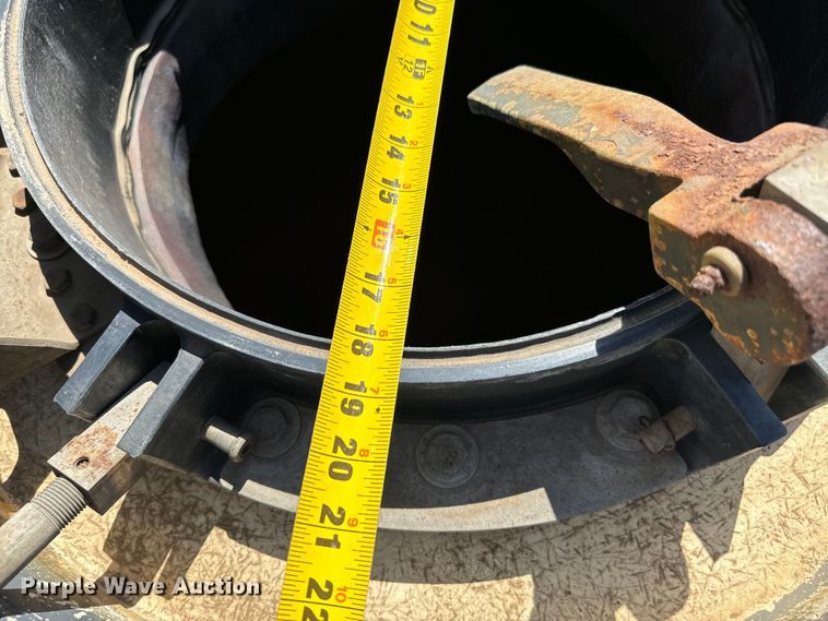 image for item EJ0546 2007 Worley tank trailer