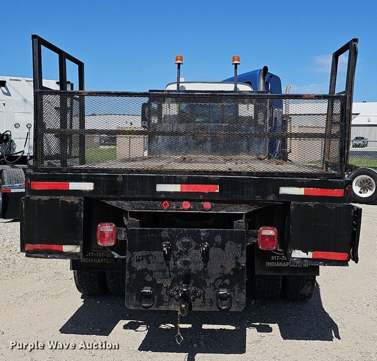 image for item EJ5390 2000 Mack CX613 flatbed truck