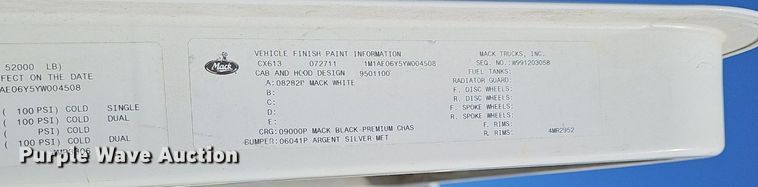 image for item EJ5390 2000 Mack CX613 flatbed truck