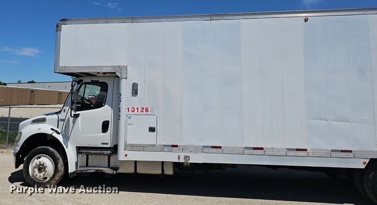 image for item EJ5394 2006 Freightliner Business Class M2 box truck