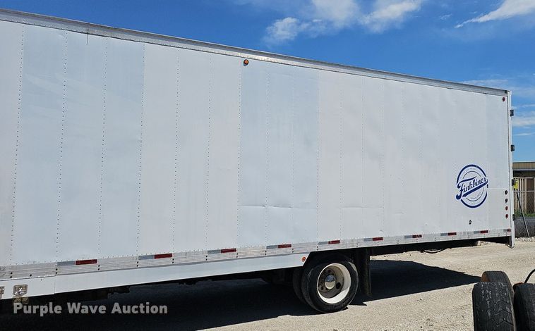 image for item EJ5394 2006 Freightliner Business Class M2 box truck