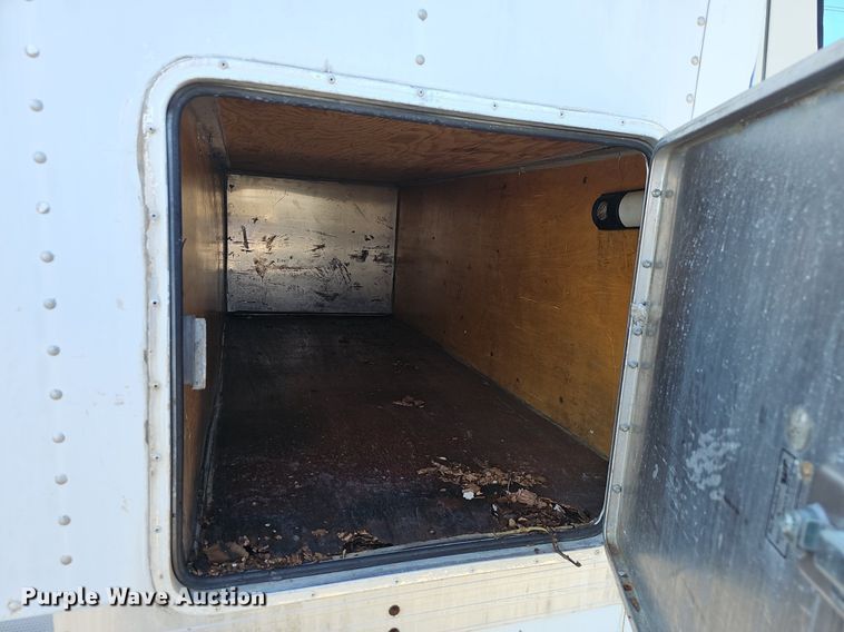 image for item EJ5394 2006 Freightliner Business Class M2 box truck