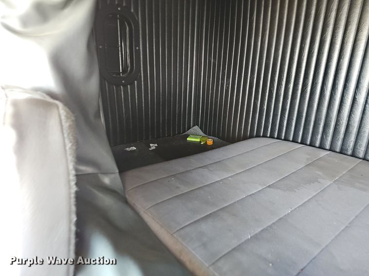 image for item EJ5394 2006 Freightliner Business Class M2 box truck