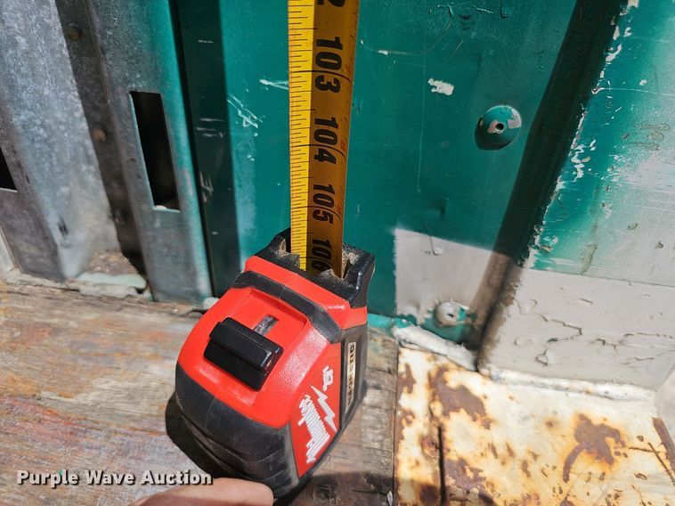 image for item EJ5394 2006 Freightliner Business Class M2 box truck