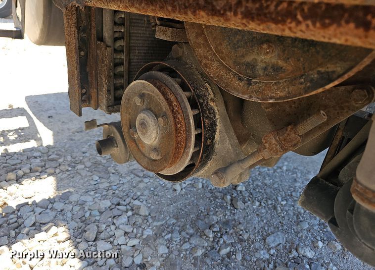 image for item EJ5400 2009 Freightliner Cascadia 125 semi truck