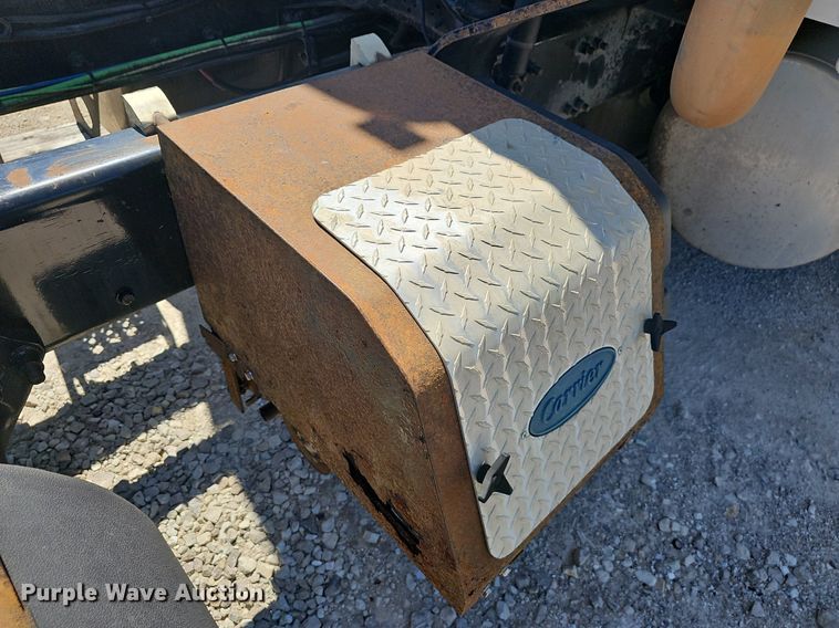 image for item EJ5400 2009 Freightliner Cascadia 125 semi truck