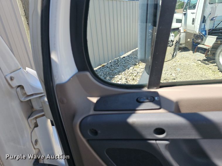 image for item EJ5401 2015 Freightliner Cascadia 125 semi truck