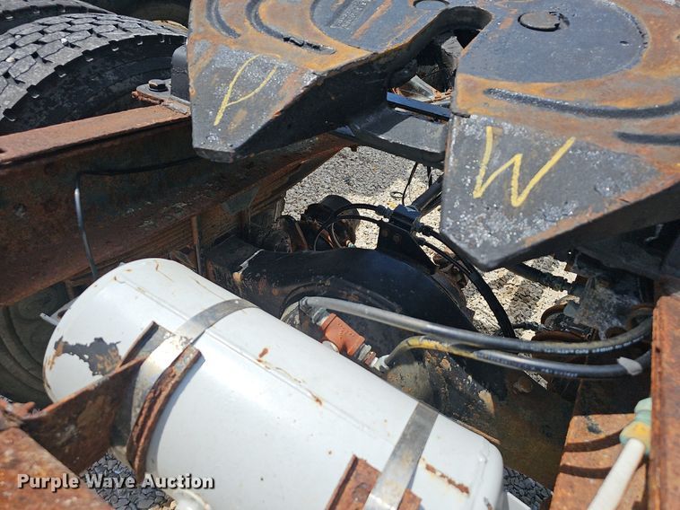 image for item EJ5404 1987 GMC 7000 semi truck