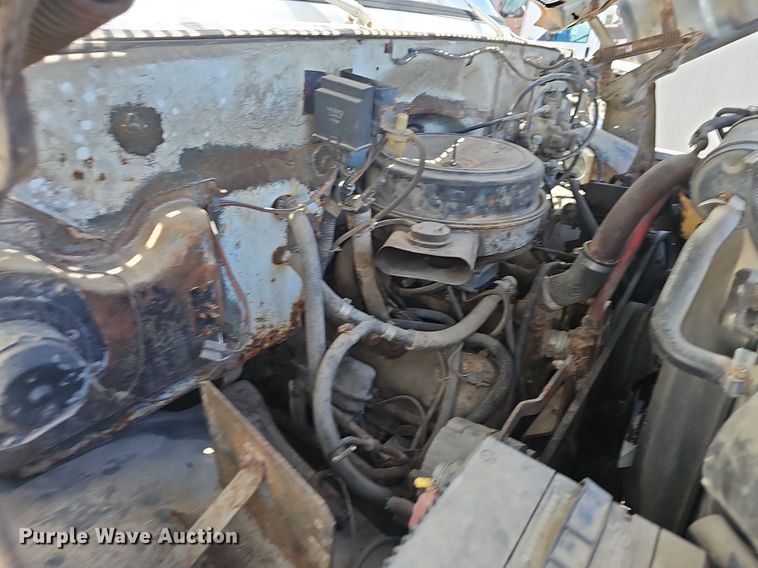 image for item EJ5404 1987 GMC 7000 semi truck