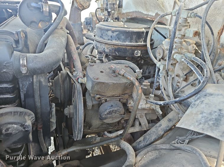 image for item EJ5404 1987 GMC 7000 semi truck