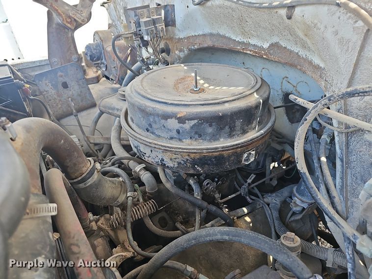 image for item EJ5404 1987 GMC 7000 semi truck