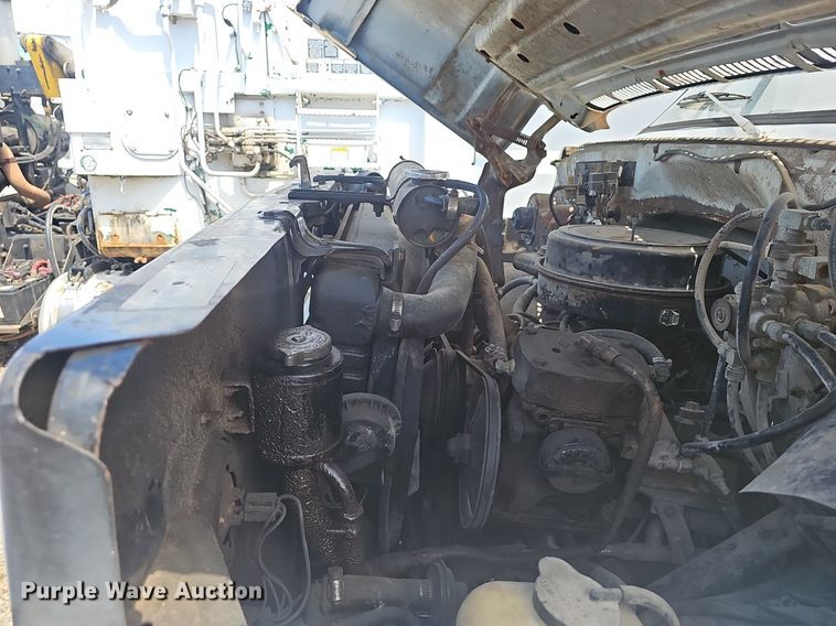 image for item EJ5404 1987 GMC 7000 semi truck