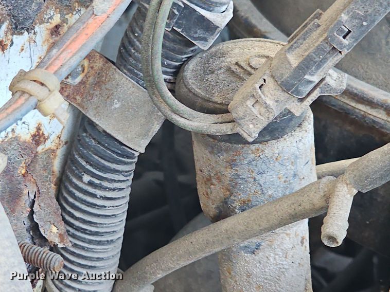 image for item EJ5404 1987 GMC 7000 semi truck