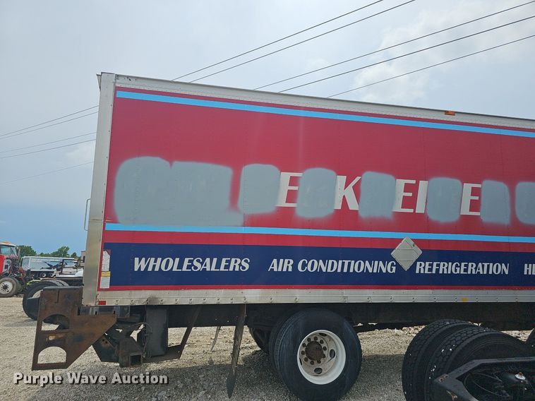 image for item EJ5405 2007 GMC C7500 box truck