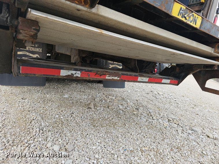 image for item EJ5405 2007 GMC C7500 box truck