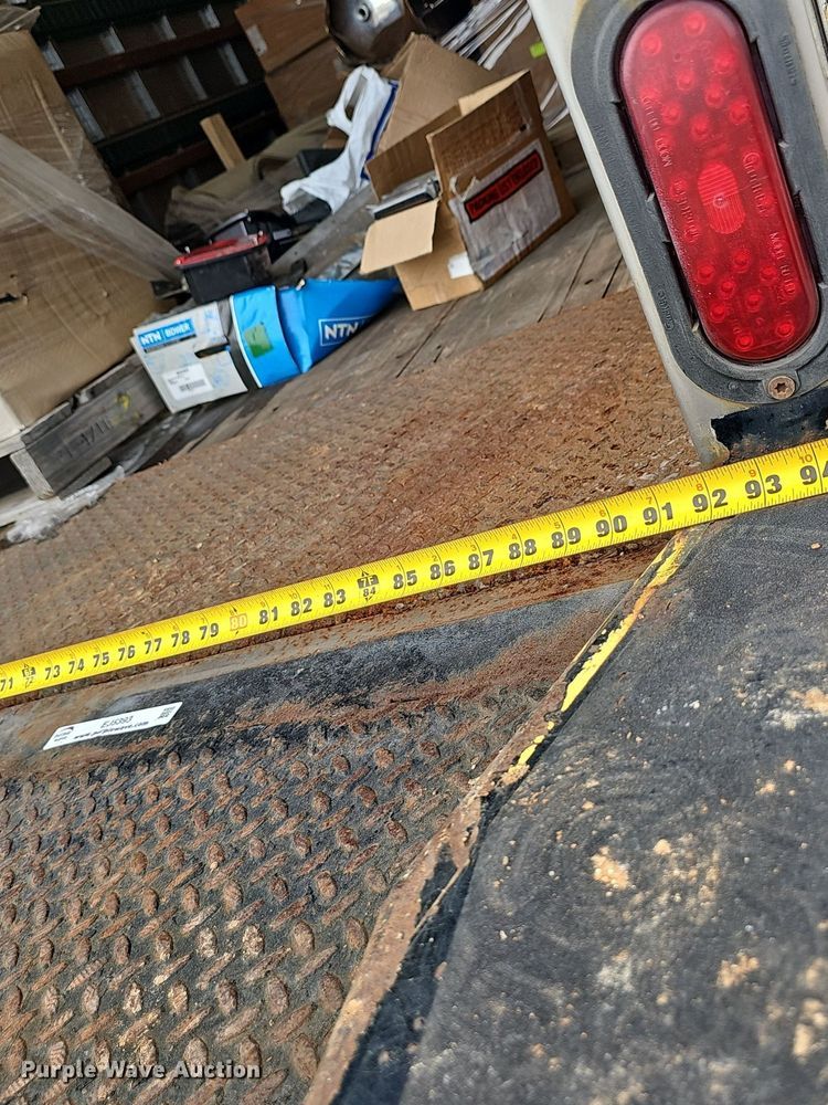 image for item EJ5405 2007 GMC C7500 box truck